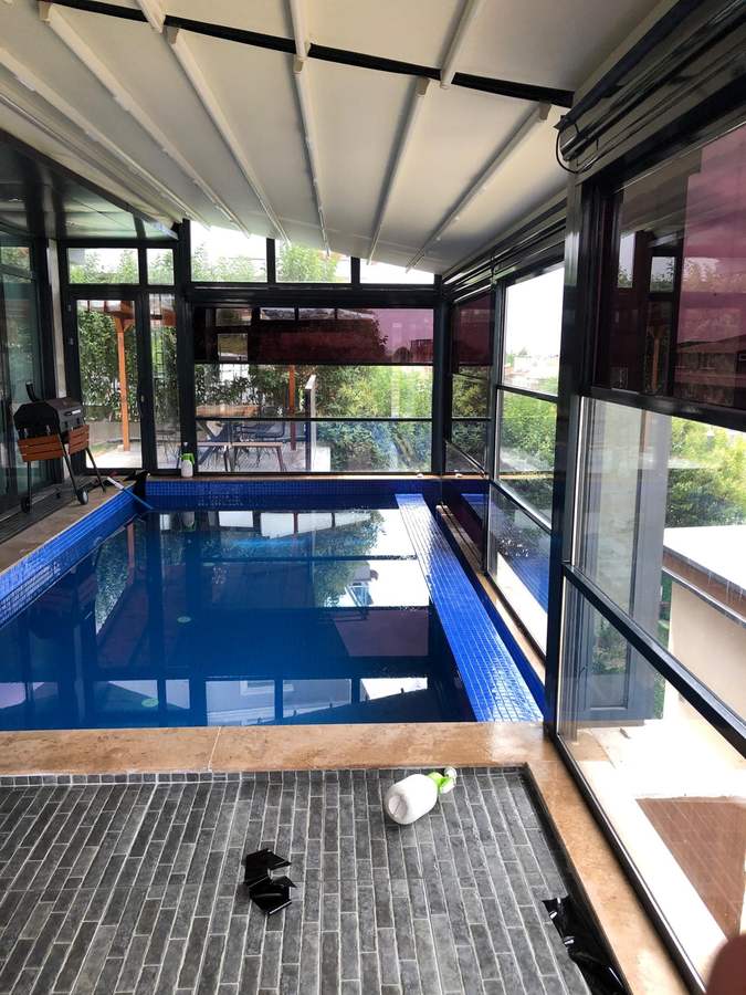 Sarıyer Havuz ve Kış Bahçesi Cam Konforu